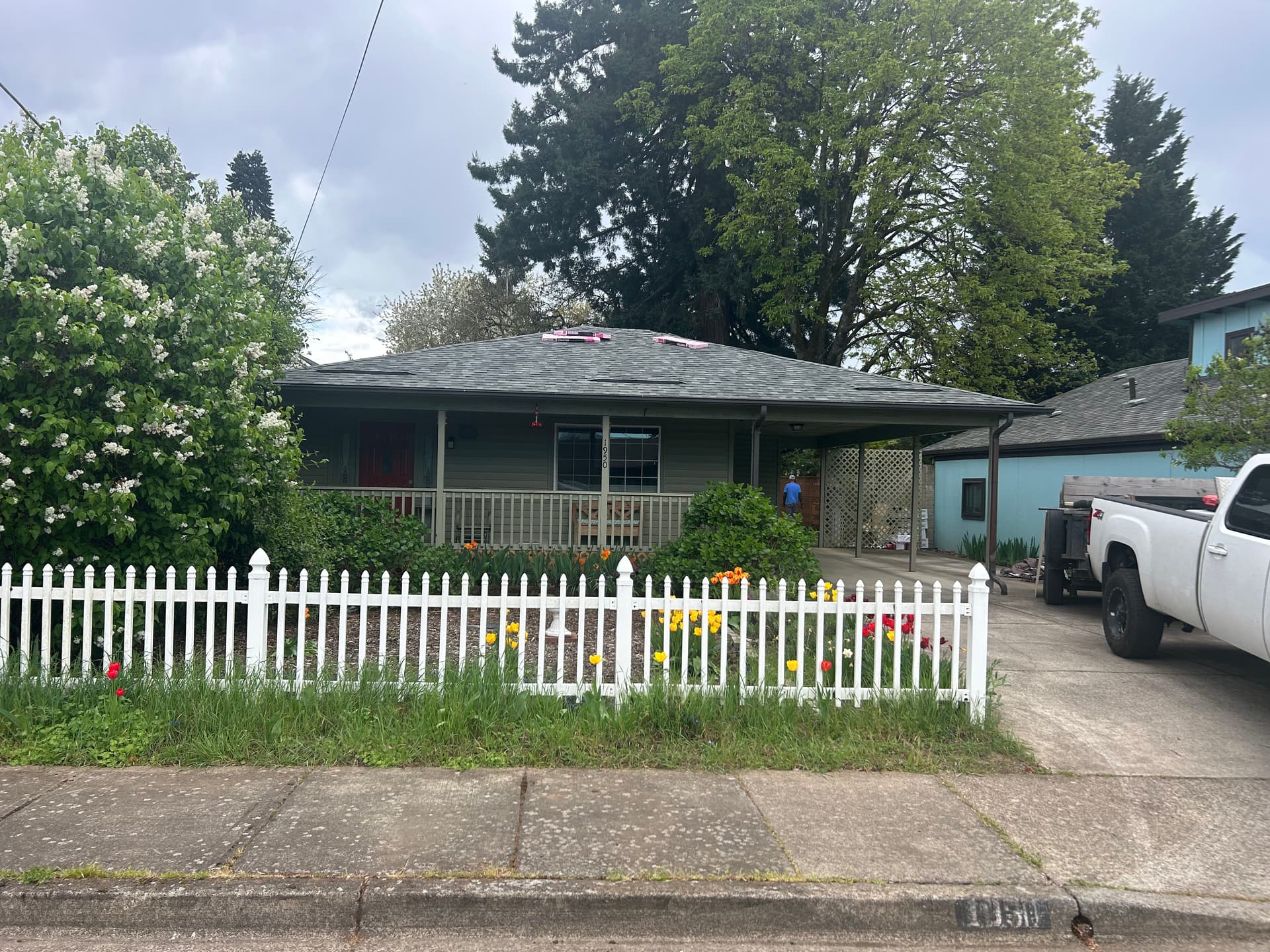 Gallery photos for Full Roof Replacement With Rotten Decking and Structural Repairs: Image #7