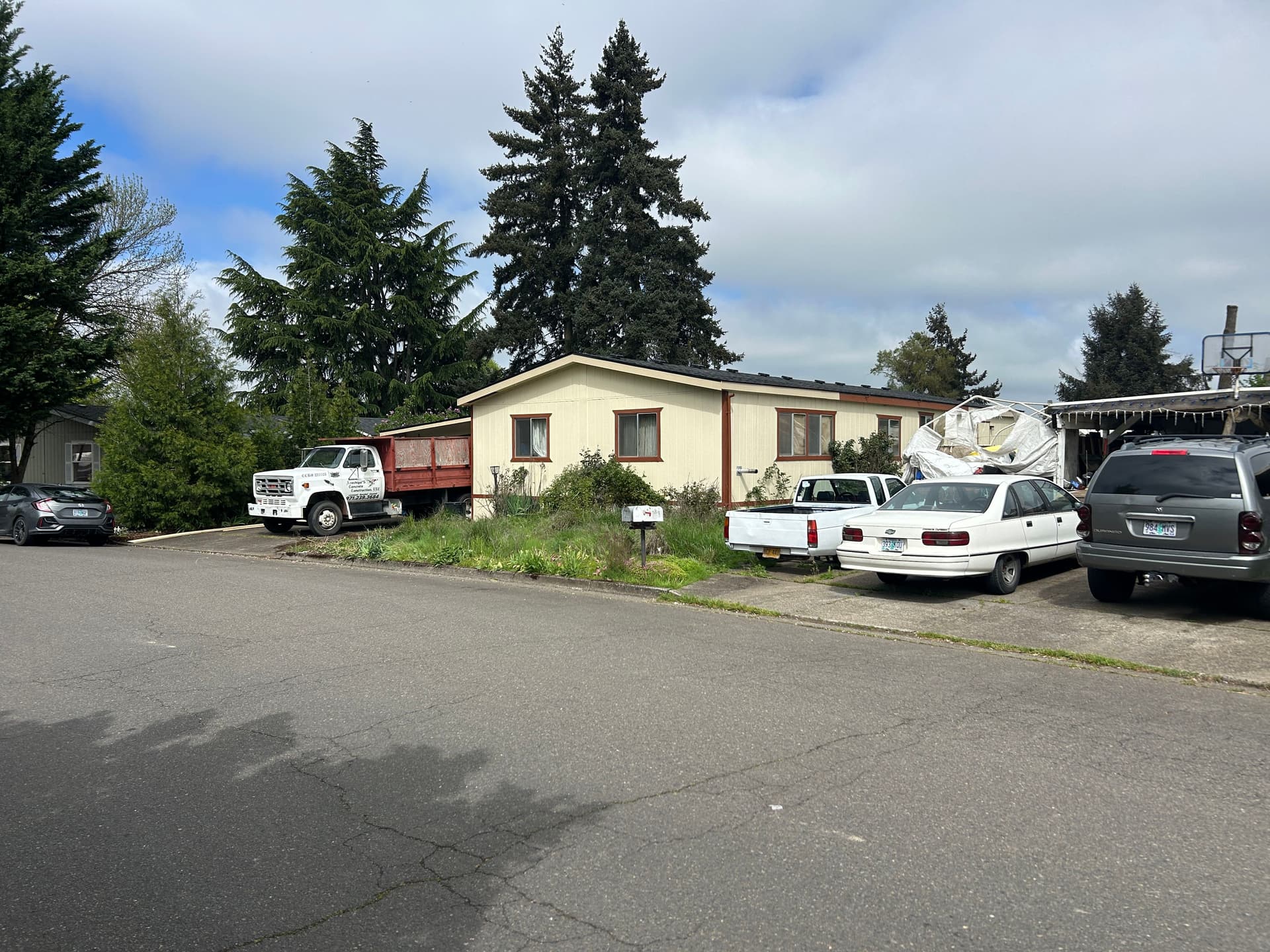 50-Year Owens Corning Roof Install with Flat Section DeckSeal image