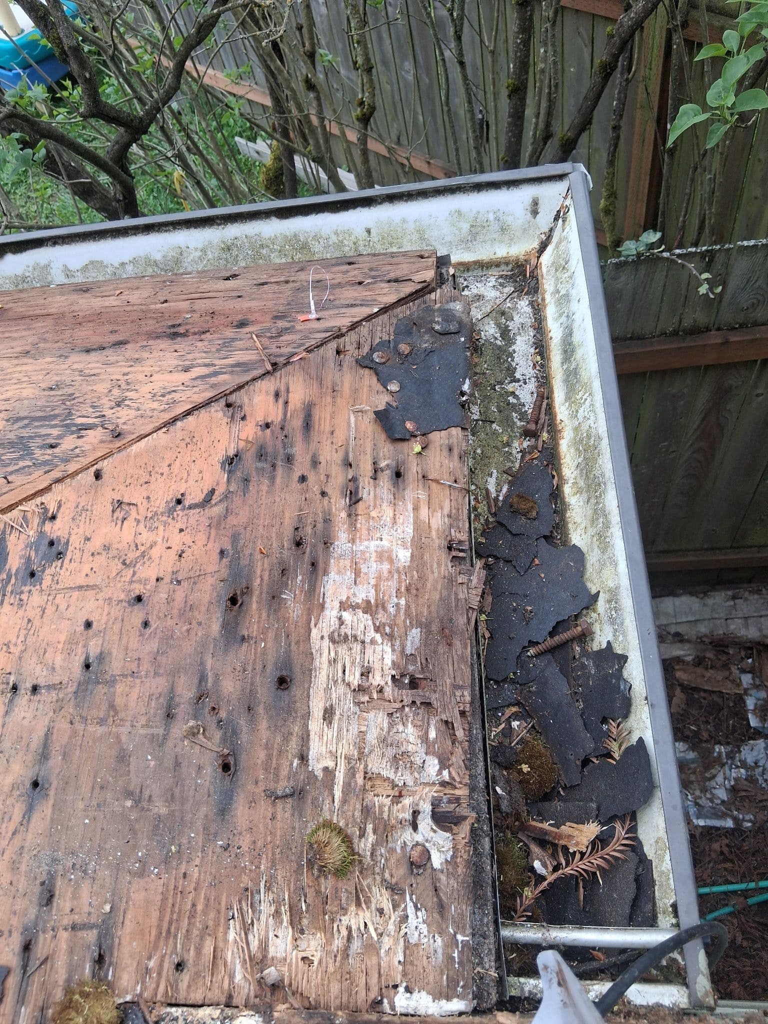 Full Roof Replacement With Rotten Decking and Structural Repairs
